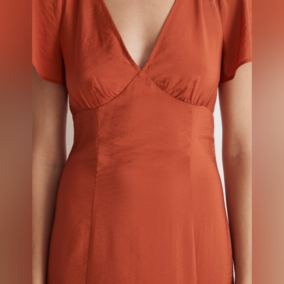 NWT Madewell V-Neck Flutter-Sleeve Midi Dress in southwestern clay - 6 - Picture 4 of 10